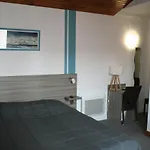 Le Relais Hotel
