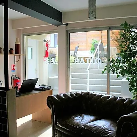 Le Relais Hotel 2*
