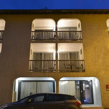 Le Relais Hotel