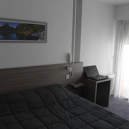 Le Relais Hotel