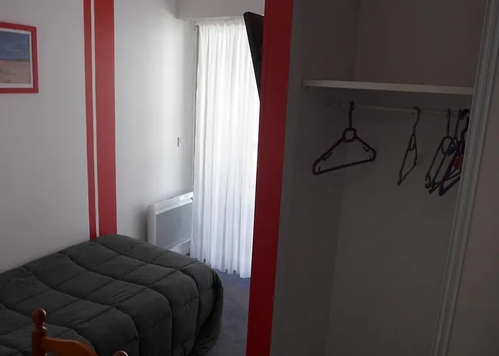 Le Relais 2* Дакс