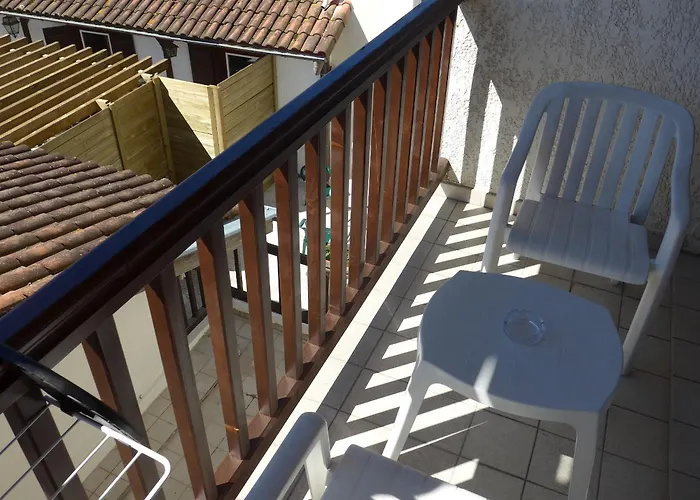 Le Relais 2* Дакс